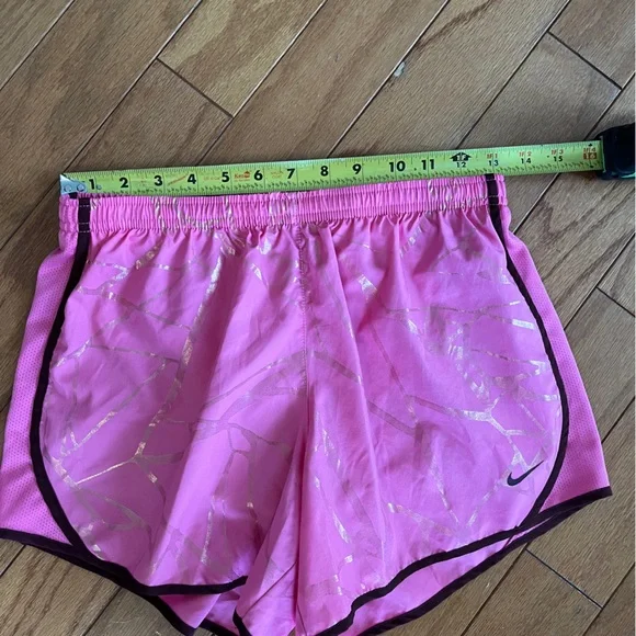 Nike Pink Athletic Shorts - Picture 7 of 8